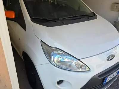 Usata Ford Ka 69 CV (50 kW) 2013 Bianco Utilitaria