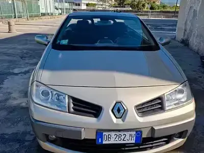 Usata Renault Mégane Cabriolet 130 CV (95 kW) 2006 Marrone Cabrio