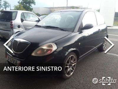 usata Lancia Ypsilon Mjet Momo