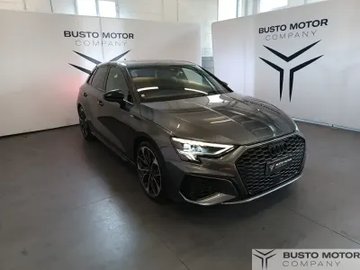 Usata Audi A3 Sportback e-tron S-Line 150 CV (110 kW) 2023 Grigio / metallizzato Utilitaria