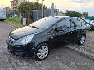 Usata Opel Corsa 80 CV (58 kW) 2010 Nero Utilitaria