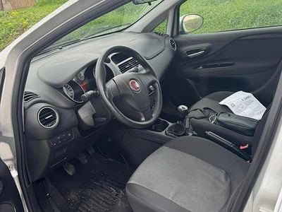 Usata Fiat Grande Punto 75 CV (55 kW) 2015 Grigio Utilitaria