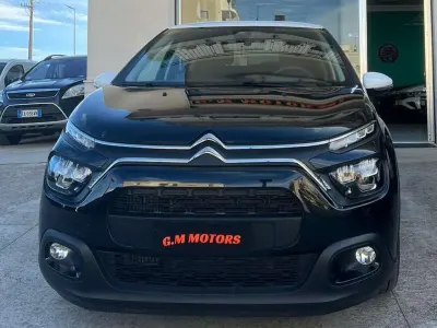 Usata Citroën C3 Shine 102 CV (75 kW) 2024 Nero Berlina