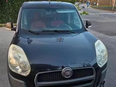Usata Fiat Doblò 120 CV (88 kW) 2012 Nero Monovolume
