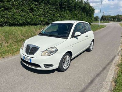 usata Lancia Ypsilon 1.4 GPL neopatentati