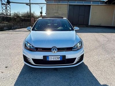 Usata VW Golf VIII GTI 230 CV (169 kW) 2025 Bianco Berlina
