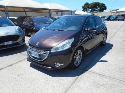 Occasion Peugeot 208 Allure 120 ch (88 kW) 2012 Marron Citadine