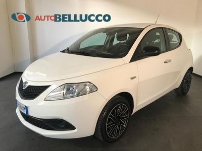 usata Lancia Ypsilon 1.2 69 CV 5p. Gold