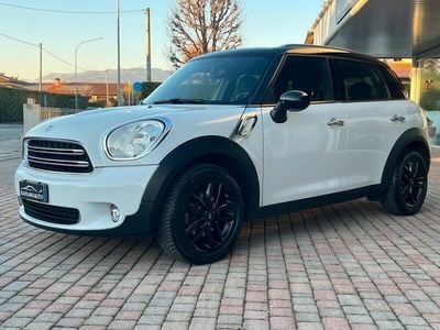 Usata Mini Cooper D Countryman Business 111 CV (81 kW) 2015 Bianco SUV
