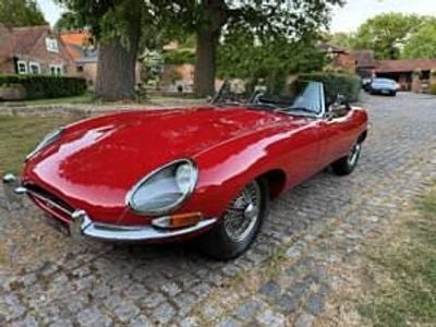 Usata Jaguar E-Type 269 CV (197 kW) 1964 Rosso Cabrio