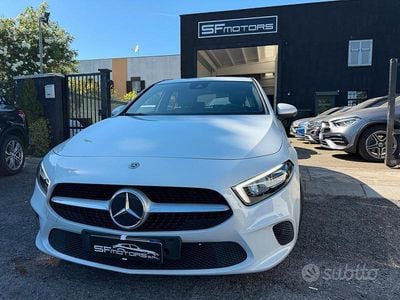 Usata Mercedes A180 Business 116 CV (85 kW) 2020 Bianco Berlina