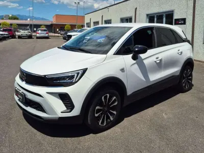 Usata Opel Crossland Elegance 110 CV (80 kW) 2023 Bianco SUV
