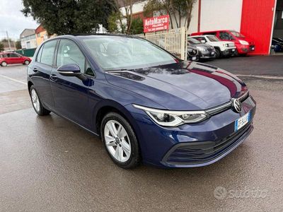 Usado VW Golf VII Style 116 CV (85 kW) 2021 Azul Utilitario
