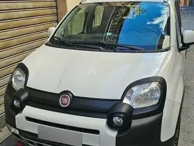 Usata Fiat Panda Cross Cross 95 CV (69 kW) 2017 Utilitaria