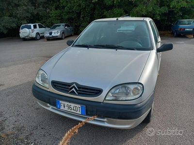 Usata Citroën Saxo 75 CV (55 kW) 2001 Utilitaria