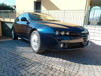 Usata Alfa Romeo 159 Exclusive 150 CV (110 kW) 2007 Blu Station wagon