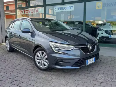Usata Renault Mégane GrandTour Business 116 CV (85 kW) 2021 Grigio Station wagon