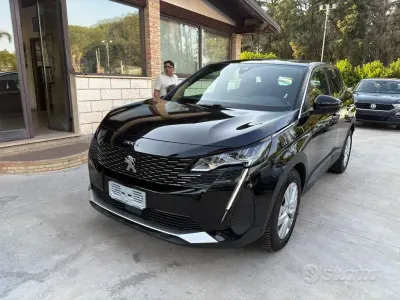 Usata Peugeot 3008 Active 131 CV (96 kW) 2023 Nero SUV