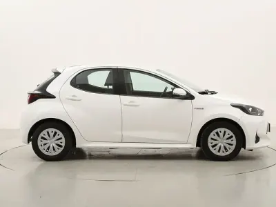 Second-hand Toyota Yaris Hybrid Business Edition 116 CP (85 kW) 2020 Hatchback