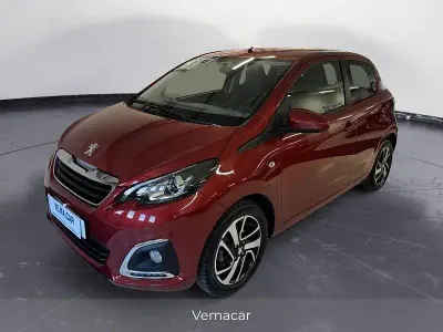 Usata Peugeot 108 Active 72 CV (52 kW) 2021 Marrone Utilitaria