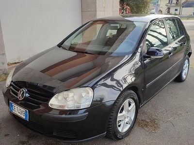 Usado VW Golf IV 105 CV (77 kW) 2006 Negro Berlina