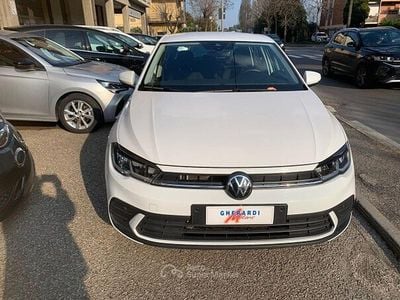 Usata VW Polo Life 95 CV (69 kW) 2023 Bianco Utilitaria
