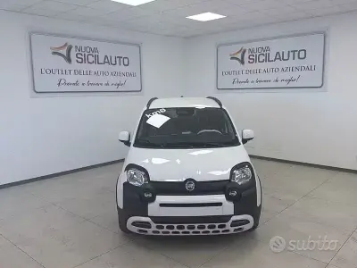 Nuova Fiat Panda Cross 65 CV (47 kW) 2026 Bianco Utilitaria