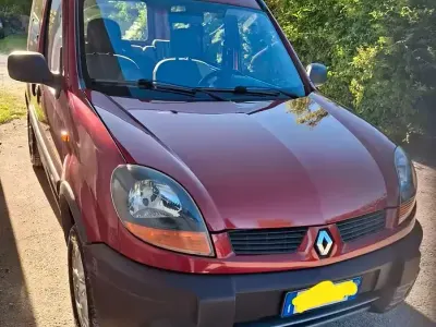 Usata Renault Kangoo 84 CV (61 kW) 2004 Rosso Monovolume
