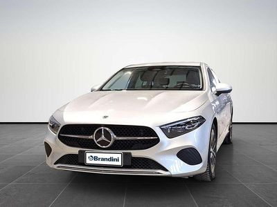Argento Usata 2023 Mercedes A200 Advanced Plus Berlina | 28.898 € (Buon prezzo)