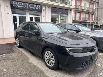 Usata Opel Astra Elegance 131 CV (96 kW) 2023 Grigio Utilitaria