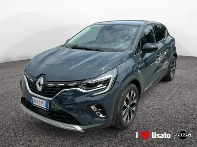 Usata Renault Captur Intens 101 CV (74 kW) 2023 Blu SUV