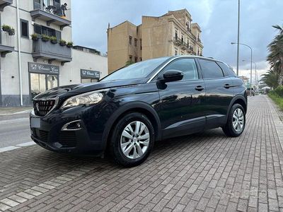 Usata Peugeot 3008 Business-Line 131 CV (96 kW) 2020 Blu/azzurro SUV