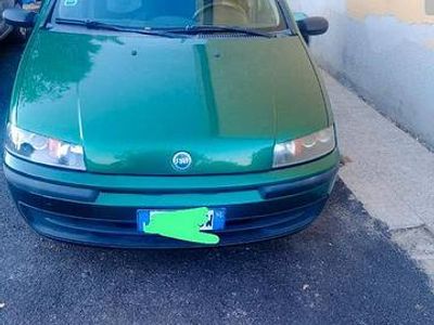 Usata Fiat Punto 2002 Verde Berlina