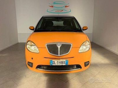 Usata Lancia Ypsilon 60 CV (44 kW) 2007 Arancione Utilitaria