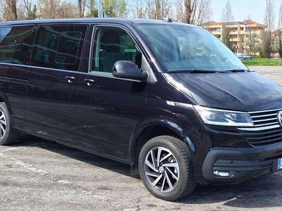 Usata VW Caravelle 150 CV (110 kW) 2024 Nero Furgone
