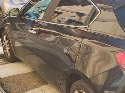 Usata Alfa Romeo Giulietta 105 CV (77 kW) 2013 Nero Utilitaria