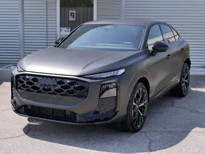 Nuova Audi Q3 Sportback S-Line 150 CV (110 kW) 2026 Marrone SUV