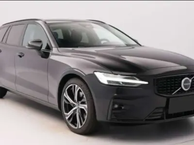 Usata Volvo V60 Ultra 197 CV (144 kW) 2025 Nero Station wagon