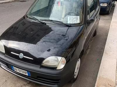 Usata Fiat 600 54 CV (39 kW) 2006 Nero Utilitaria