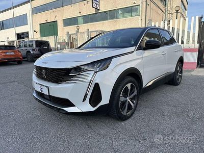 Usata Peugeot 3008 Allure 131 CV (96 kW) 2023 Bianco SUV