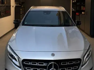 Usata Mercedes GLA200 Premium 136 CV (100 kW) 2018 SUV