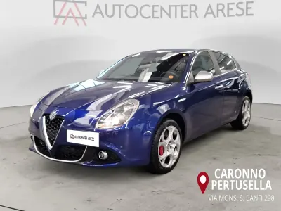 Usata Alfa Romeo Giulietta Super 120 CV (88 kW) 2019 Bluazzurro bluazzurro Utilitaria