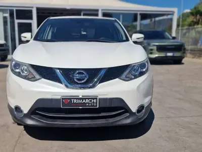 Usata Nissan Qashqai 110 CV (80 kW) 2016 Bianco SUV