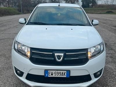 Brugt Dacia Sandero 75 HK (55 kW) 2014 Hvid Sedan