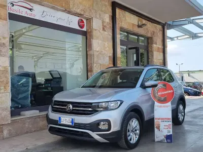 Usata VW T-Cross Style 110 CV (80 kW) 2022 Argento SUV
