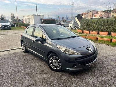 Usata Peugeot 207 70 CV (51 kW) 2008 Utilitaria
