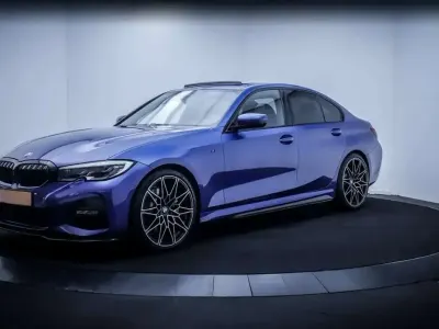 Usata BMW 330 M Sport 258 CV (189 kW) 2022 Blu/azzurro Berlina