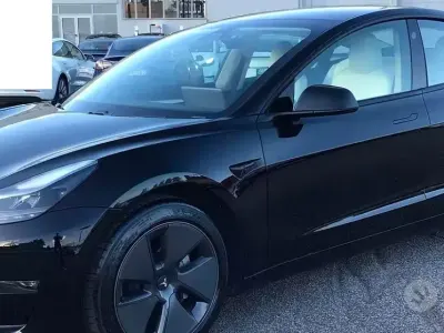 Usata Tesla Model 3 Long Range AWD 366 kW (498 CV) 2021 Nero Berlina