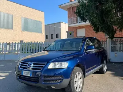 Usata VW Touareg 224 CV (164 kW) 2005 Bluazzurro SUV