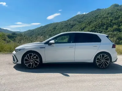 Usata VW Golf VIII GTD 200 CV (147 kW) 2021 Bianco Berlina